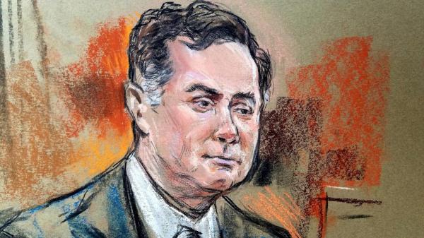 Star witness Gates testifies he committed crimes with Manafort