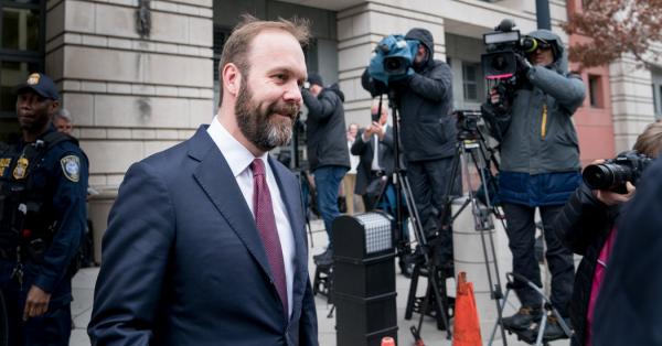 Rick Gates Testifies He Committed Crimes With Paul Manafort