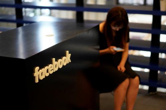 UniCredit has stopped using Facebook for advertising: CEO