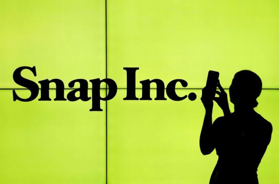 Snap loses daily users, beats on revenue as Saudi prince takes stake