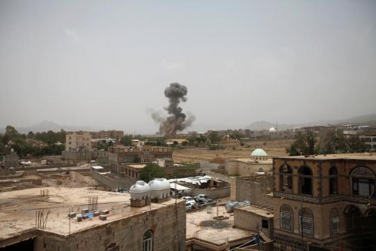 Dozens killed, including children, in Yemen air strikes