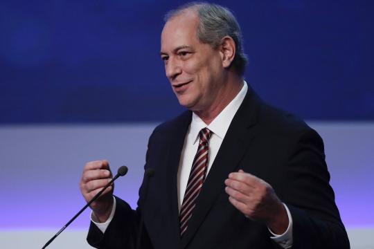 Para Ciro, reajuste do STF parece achincalhe diante de realidade do país