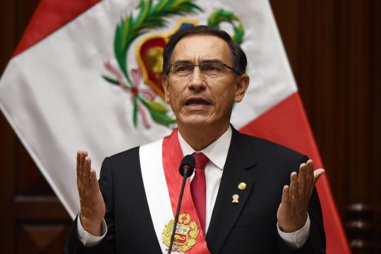 Presidente do Peru propõe reforma que proíbe reeleição no Congresso