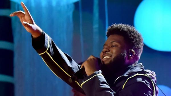 Khalid SLAYS 2018 Teen Choice Awards Medley Performance