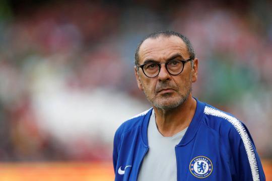 Fora do padrão, toscano Sarri tenta vingar no instável Chelsea