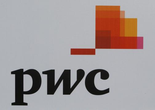 PwC failed to flag BHS risks ahead of retailer's collapse - regulator
