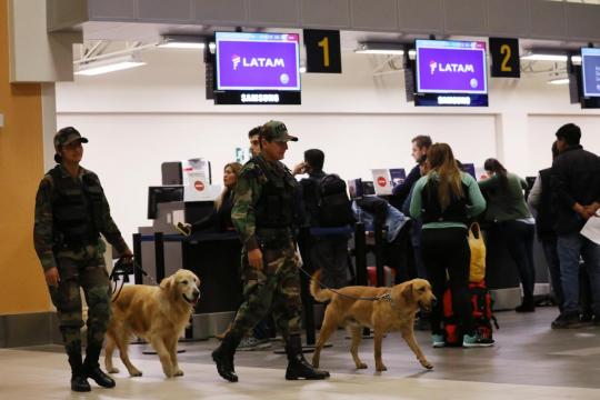 Four planes make emergency landings in Chile and Peru after bomb threats: authorities