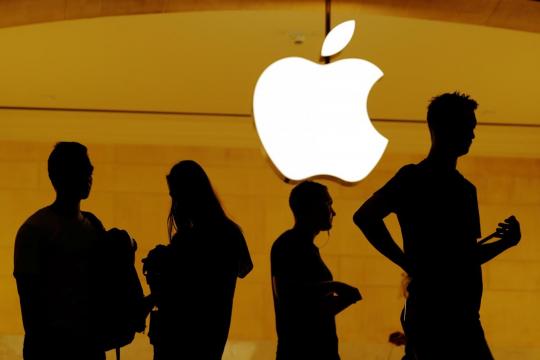 Apple reassures customers after Australian media reports hack by teen
