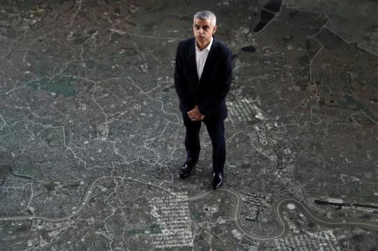London mayor Khan consults disaster planners over no-deal Brexit