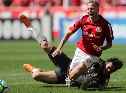 Campeonato Brasileiro chega à metade; quais os melhores estrangeiros?