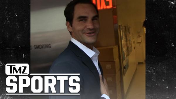 Roger Federer Hopes Hed Beat Serena In 1on1 Match | TMZ Sports