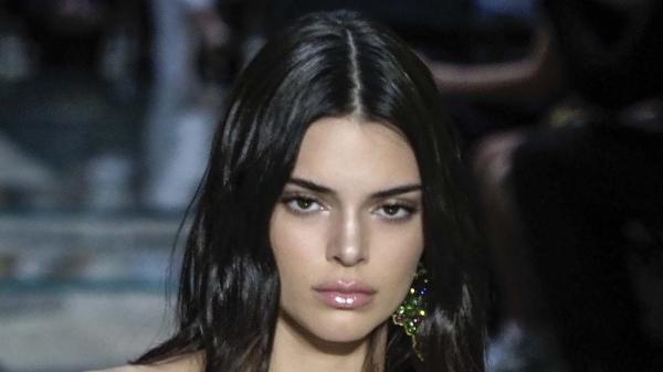 Kendall Jenner CLARIFIES Comments That Left Fellow Models FURIOUS