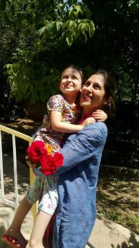 British-Iranian aid worker temporarily released from Tehran jail
