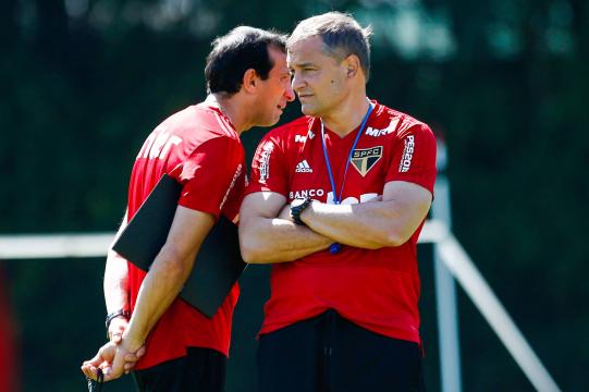 São Paulo segue receita que deu certo com o Corinthians no Brasileiro