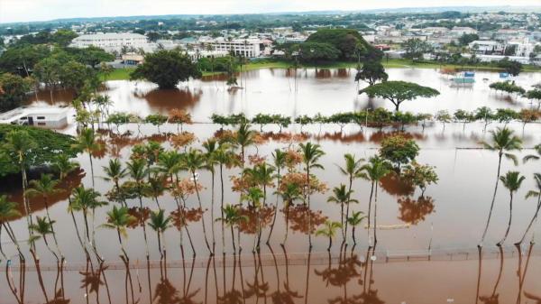Tropical Storm Lane threatens more Hawaii floods as it turns away