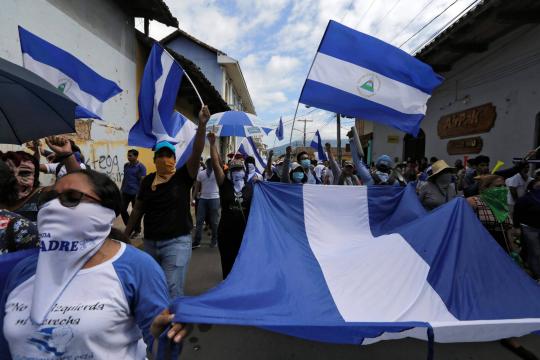 'Faz três dias que não durmo', diz brasileira deportada da Nicarágua