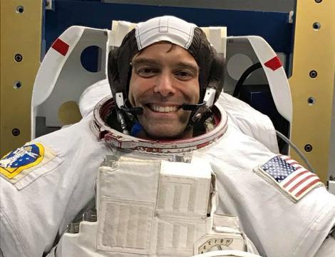 Godspeed, Robb Kulin: For first time since Apollo, astronaut candidate leaves training
