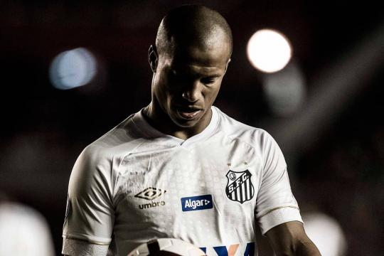 Santos é julgado culpado, e empate com Independiente vira derrota por 3 a 0