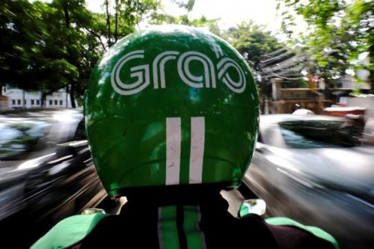 Grab to invest $250 million in Indonesian startups in race against Go-Jek