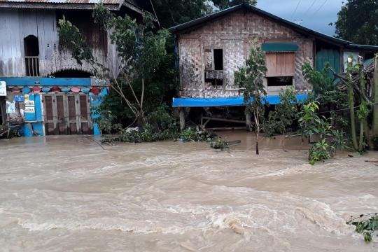 Myanmar dam breach floods 85 villages, drives thousands from homes