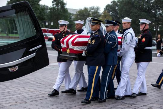 Obama, Bush mourn former rival McCain at Washington service