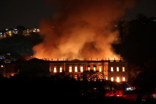 Rio's 200-year old National Museum hit by massive fire