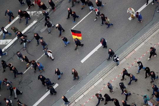 Alemanha debate monitorar sigla de direita nacionalista após confrontos