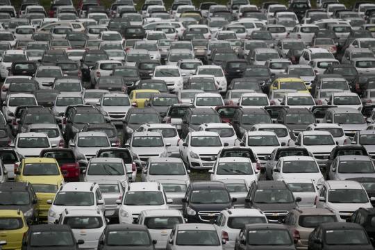 Venda de veículos novos no Brasil sobe 15% em agosto