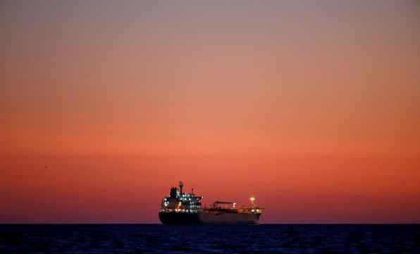 U.S. oil prices rise as Gulf platforms shut ahead of hurricane