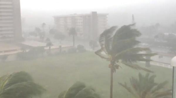 Storm Gordon starts kicking up waves on U.S. Gulf Coast