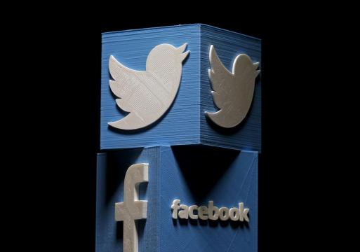 Facebook, Twitter face U.S. Congress over foreign bids to tilt politics