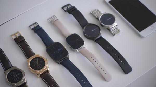 Android Wear watches on the iPhone handson