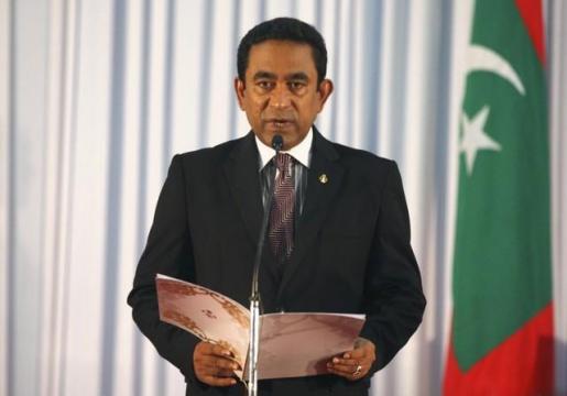 Maldives opposition says government must ease visas for foreign media ahead of vote