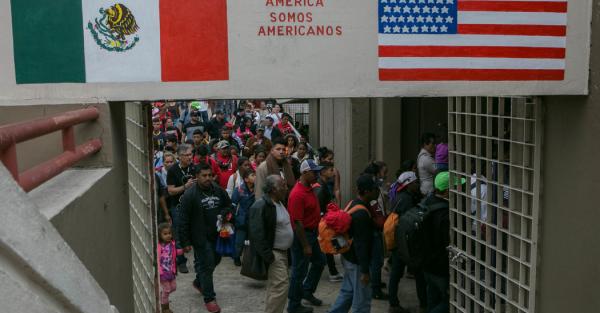 U.S. Plans to Pay Mexico to Deport Unauthorized Immigrants There