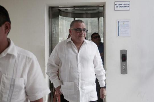 El Salvador prosecutors request extradition of former president Funes