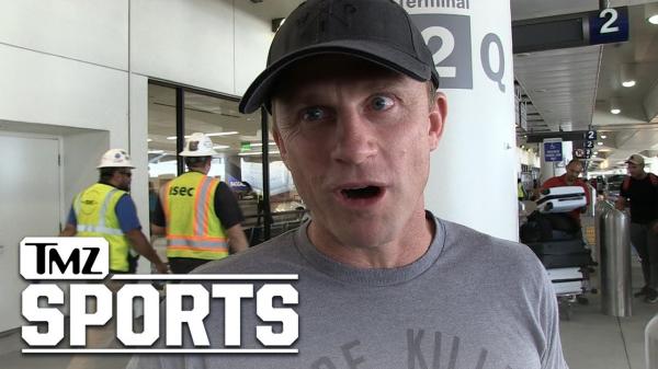 David Eckstein Says Shohei Ohtani Should Still Pitch & Hit Despite Arm Injury | TMZ Sports