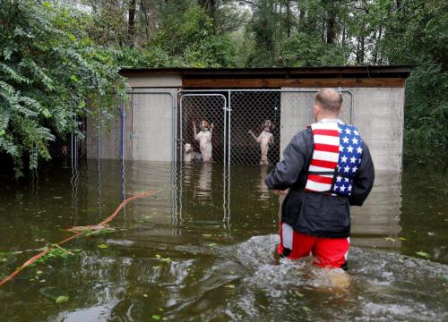 Worst flooding yet to come for waterlogged Carolinas