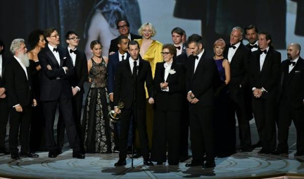 It's No Iron Throne, but the Game of Thrones Cast Just Took Home an Emmy!