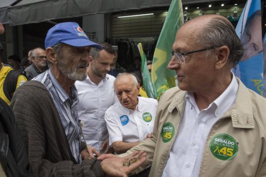 "Eleitor está junto com Bolsonaro porque está com medo do PT", diz Alckmin