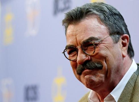 TV actor Tom Selleck quits NRA board of directors