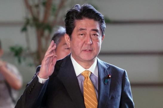 Japan's Abe to face Trump trade challenge after likely win in party vote