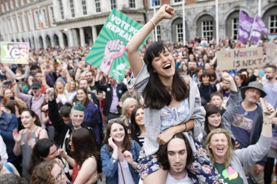 Irlanda marca para outubro referendo sobre blasfêmia