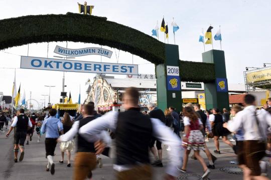 Em sua 185ª edição, Oktoberfest abre as portas ao público