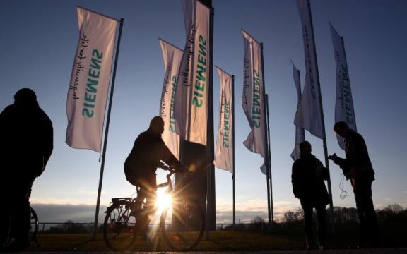 Siemens nears multi-billion euro deal in Iraq: Handelsblatt
