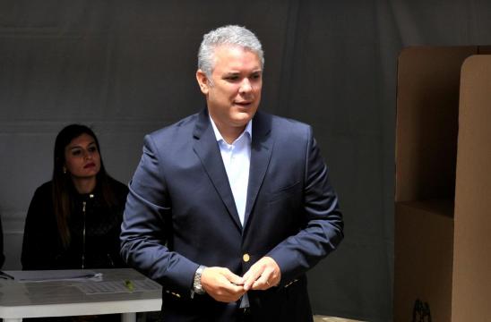 Colombia president hopes to pass agenda without deal-making in Congress