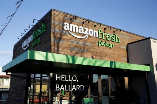 Amazon turns to toys, home goods in latest brick-and-mortar trial
