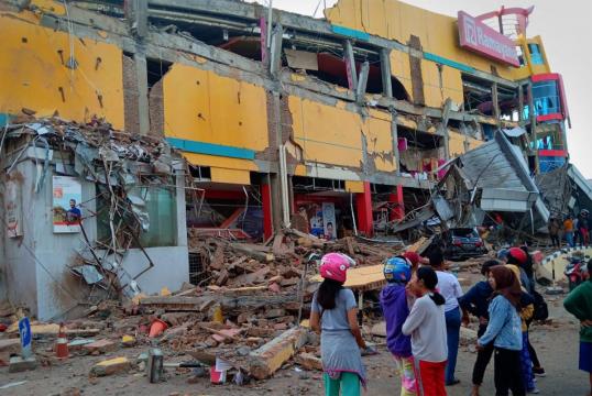 At least 384 killed in Indonesian quake, tsunami