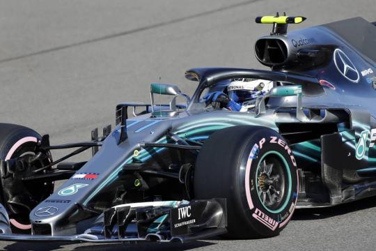 Bottas é pole no GP da Rússia, e Hamilton larga em segundo