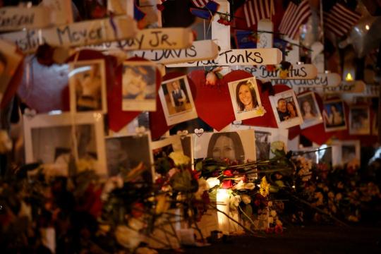 One year later, Las Vegas remembers mass shooting that killed 58
