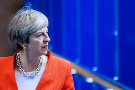 Post-Brexit immigration system will prioritise high-skilled workers - May